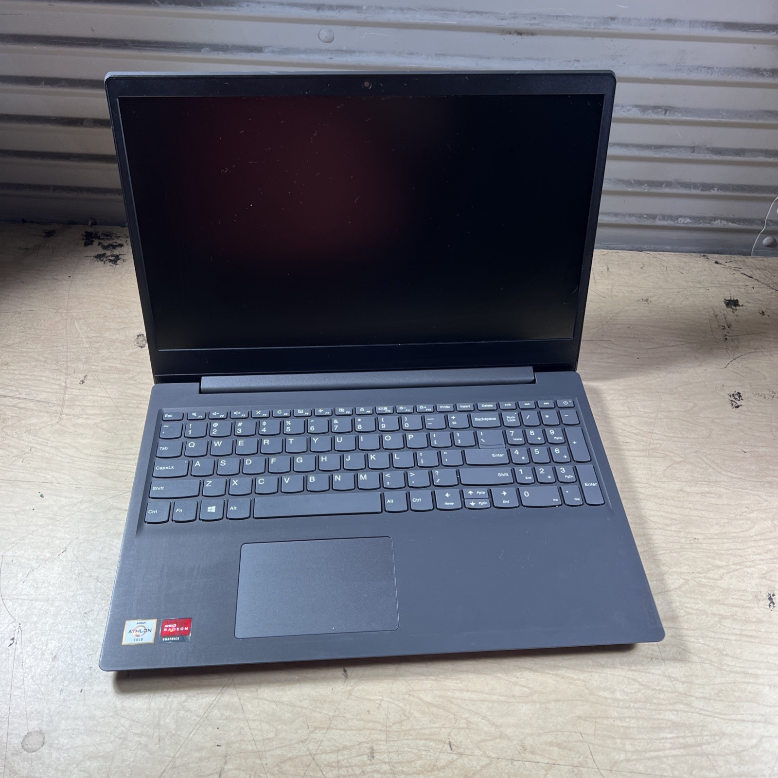 LENOVO V15-ADA AMD ATHLON GOLD 3150U 8GB RAM **NO HD/ NO CADDIE/ NO OS