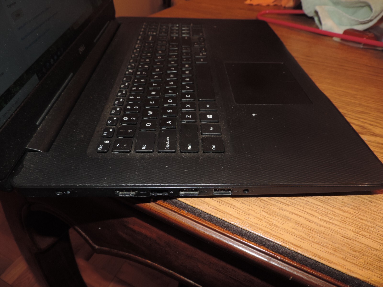 Dell Inspiron 3793, 2TB, 8GB RAM, i7-1065G7 W10H -web camera, wireless, dvd