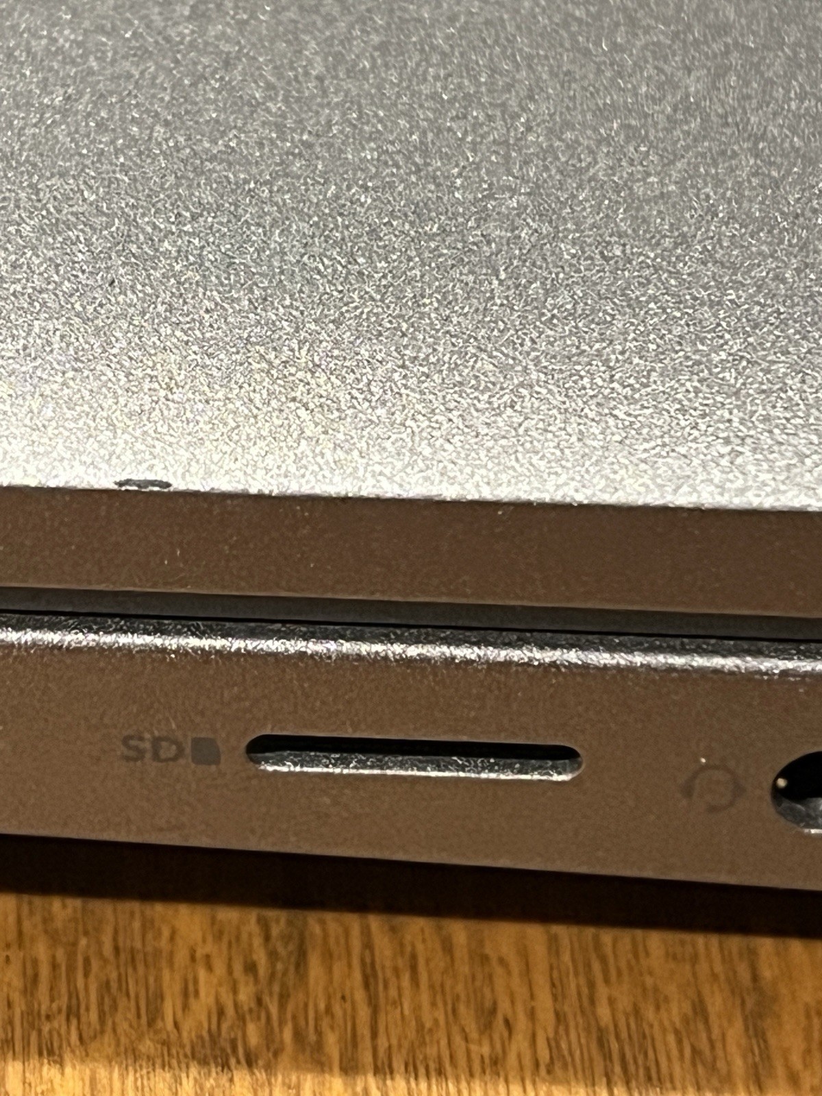 Dell Latitude 5540 15.6″ Touch i7-1355U 13th Gen 32GB 512GB NVMe Win 11 Pro-1Z