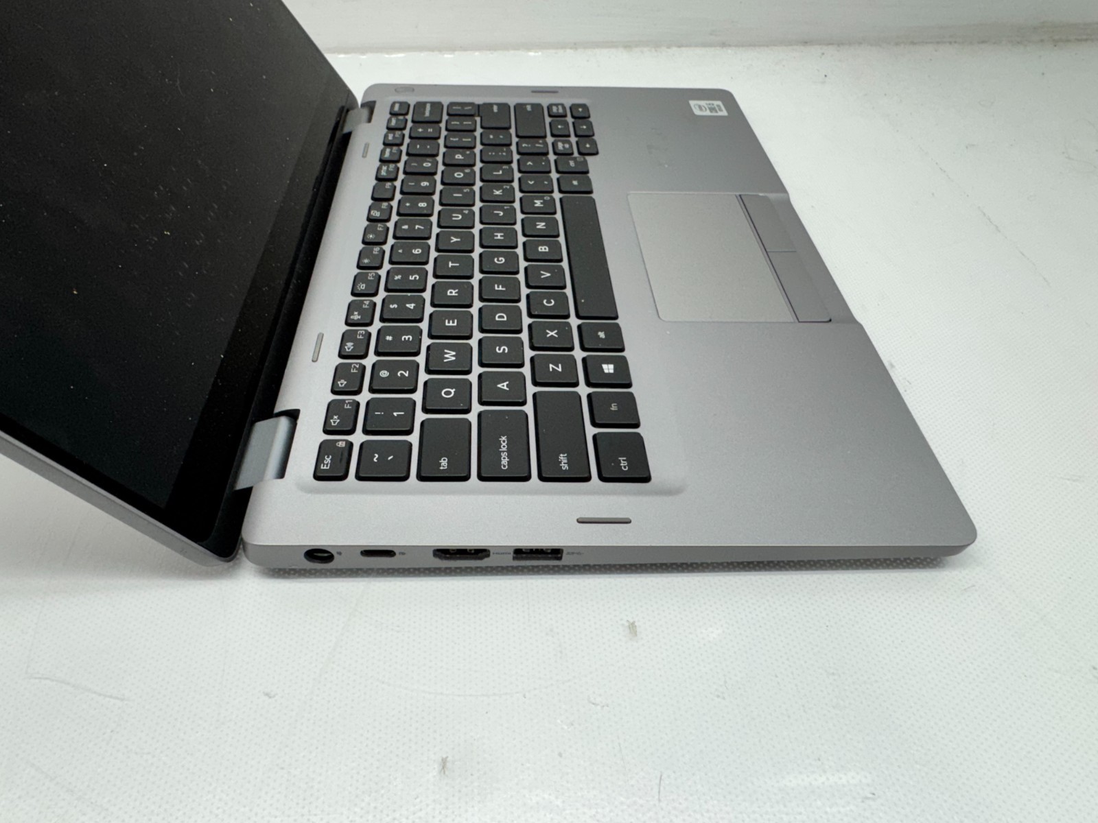 Dell Latitude 5310 Intel i5-10310U@1.7Ghz 16GB RAM 256G SSD Win 11 **Read**