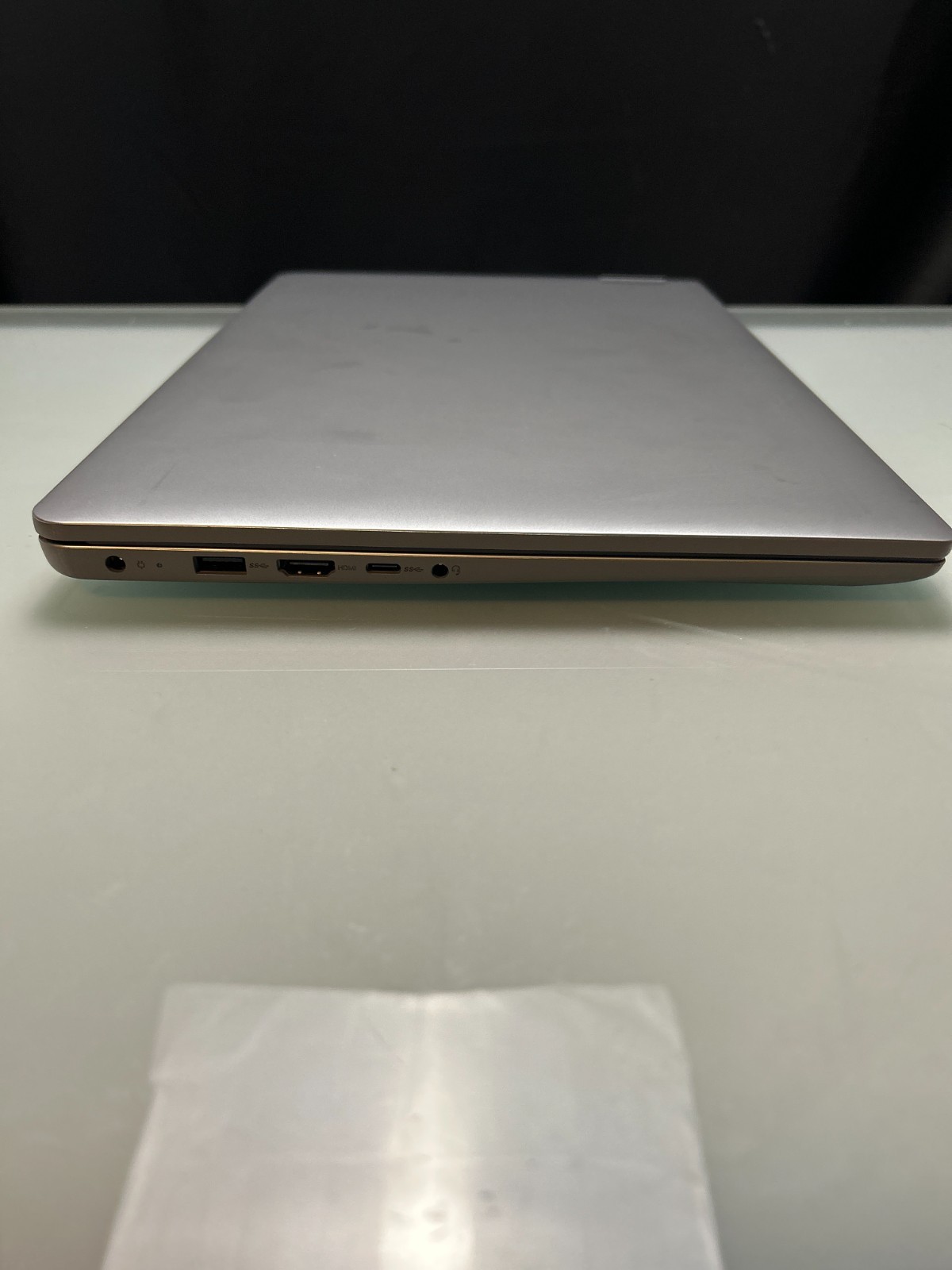 Lenovo IdeaPad 1 15IADA7 15.6″ AMD 20MB 1 TB SSD Win11 FHD Webcam Gray