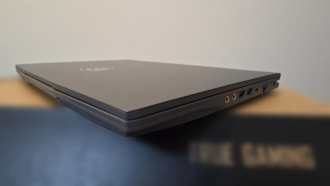MSI Thin 15 B13UC 15.6″ FHD 144Hz i7-13620H RTX 3050 16GB 512GB SSD Win11