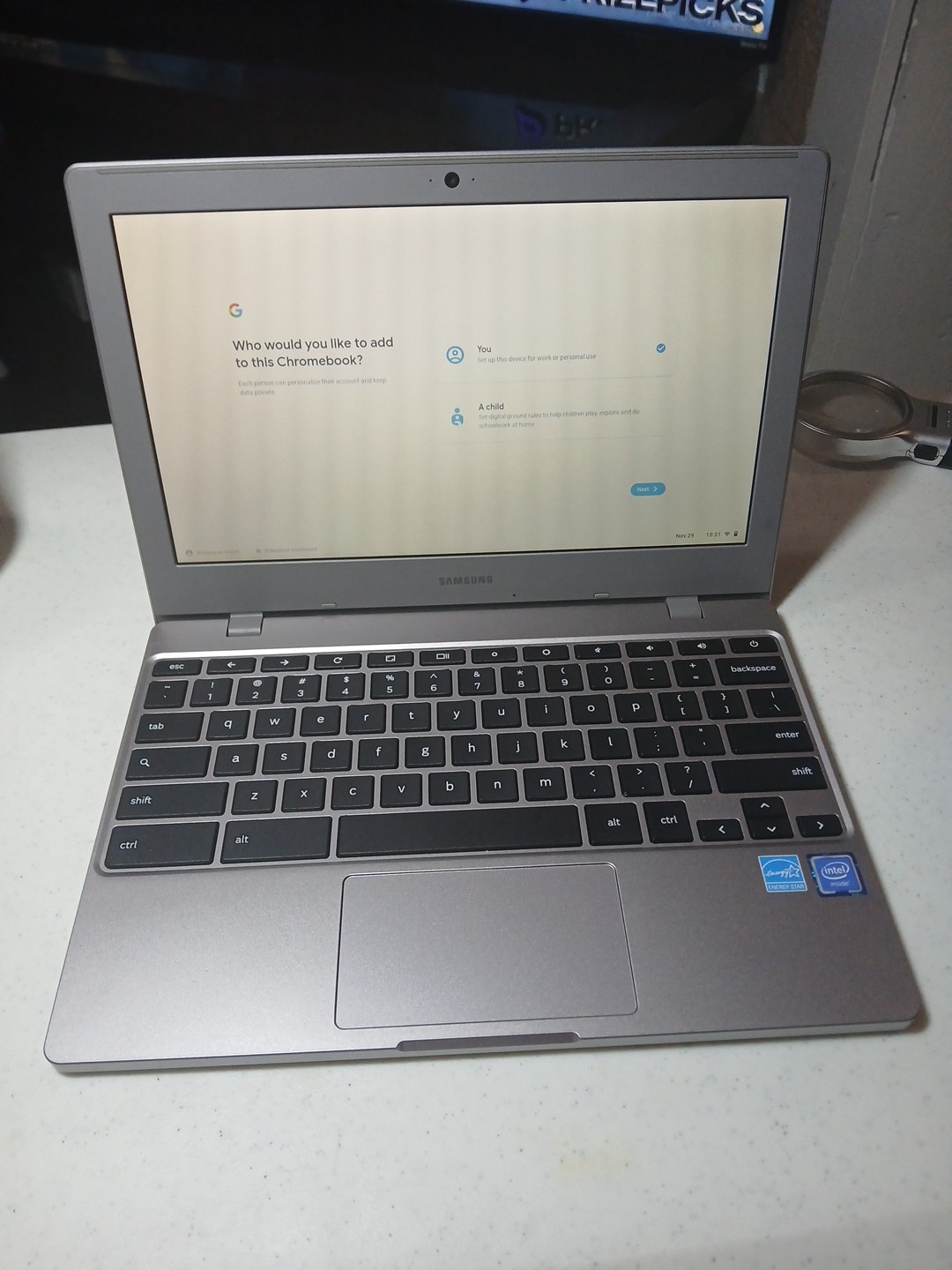 Samsung Chromebook 4 11.6″ Intel Celeron N4000, 4GB RAM, 32GB Chrome OS XE310XBA