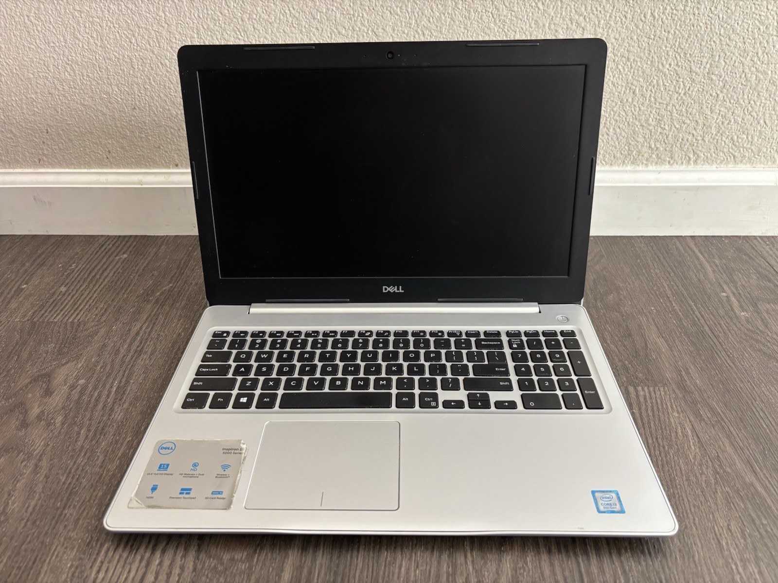 Dell Inspiron 5570 Core i3-8130U, 4GB RAM, 15.6″ Laptop for Parts/Repair