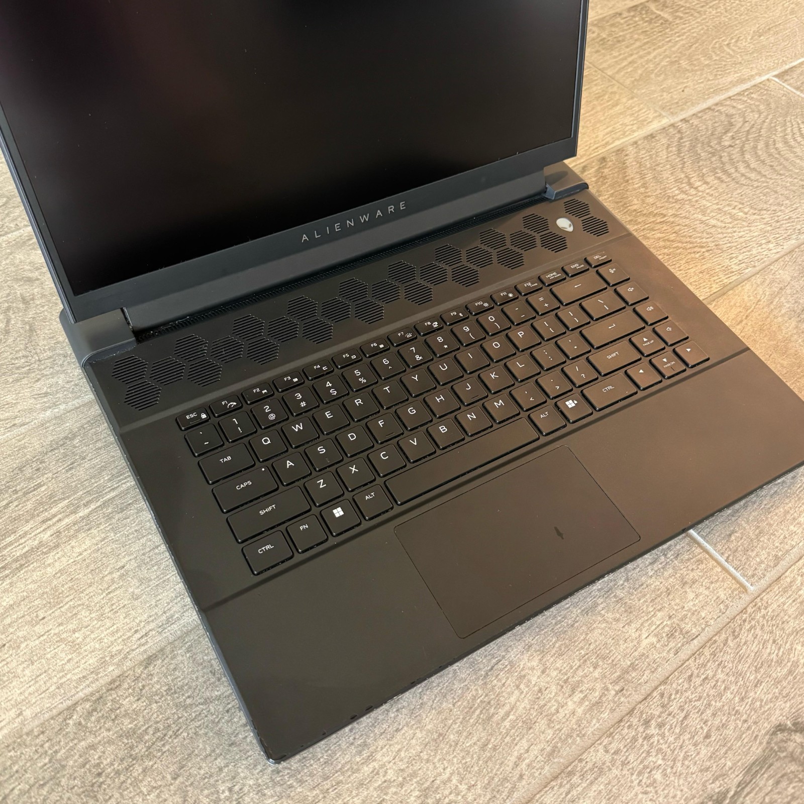 Dell Alienware M16 R1 240Hz QHD+ 5.4 GHz i9-13900HX 64GB 512GB SSD RTX 4090
