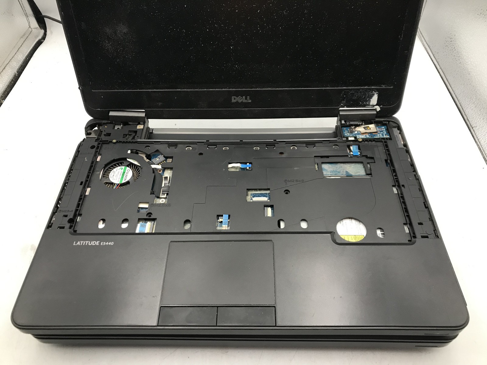 DELL LATITUDE E5440 – FOR PARTS – LOT OF 2 – INTEL CORE I3 – NO RAM – BB