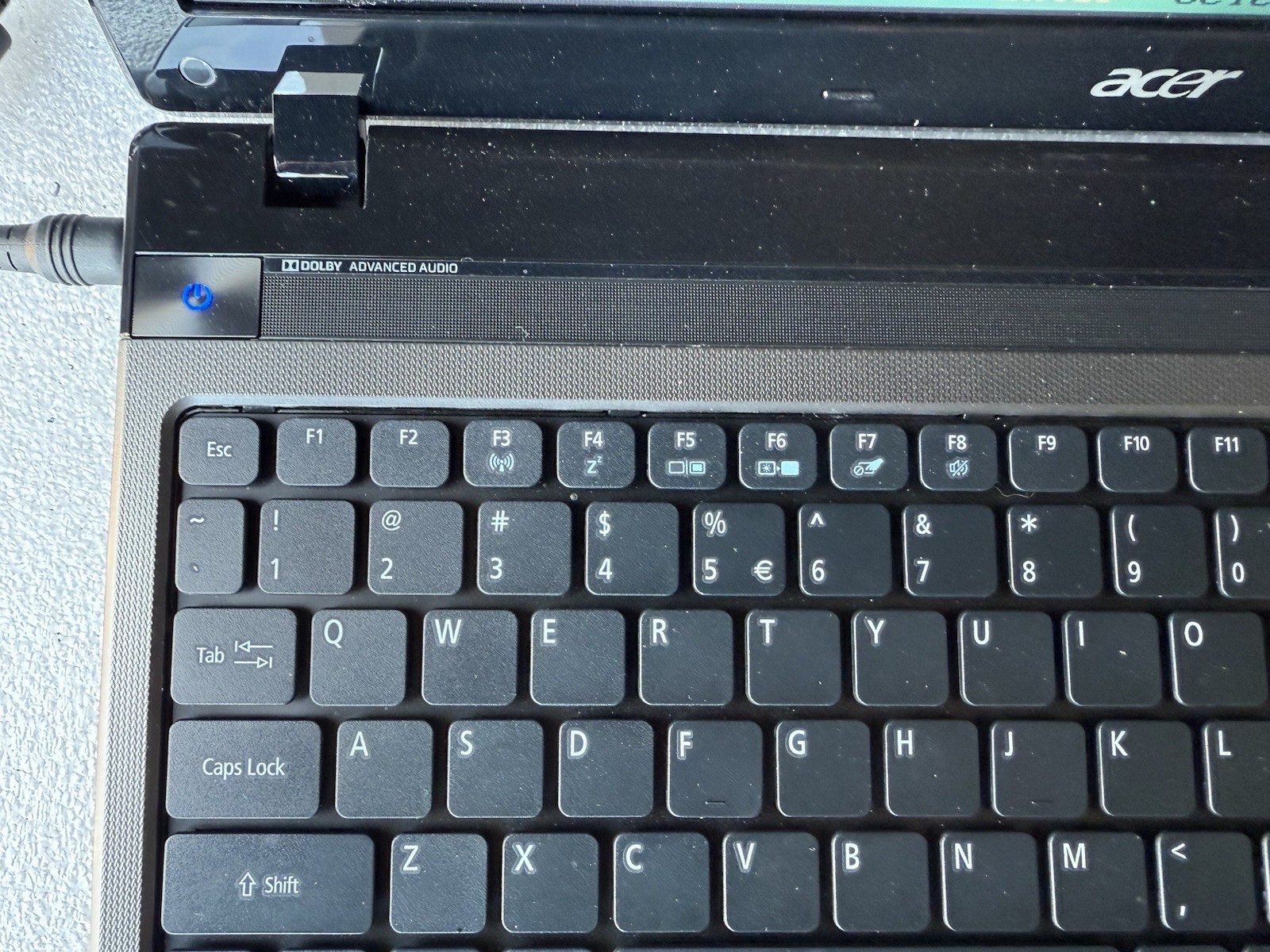 Acer Aspire 5560G-7809 15.6″ Laptop AMD A6-3420M 4GB RAM No HDD No OS