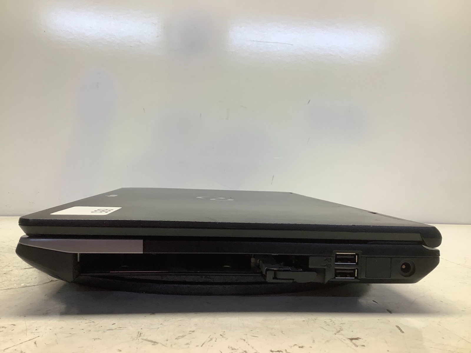 Fujitsu LifeBook E752 Intel i5-3340M 2.7GHz 4 GB NO HDD