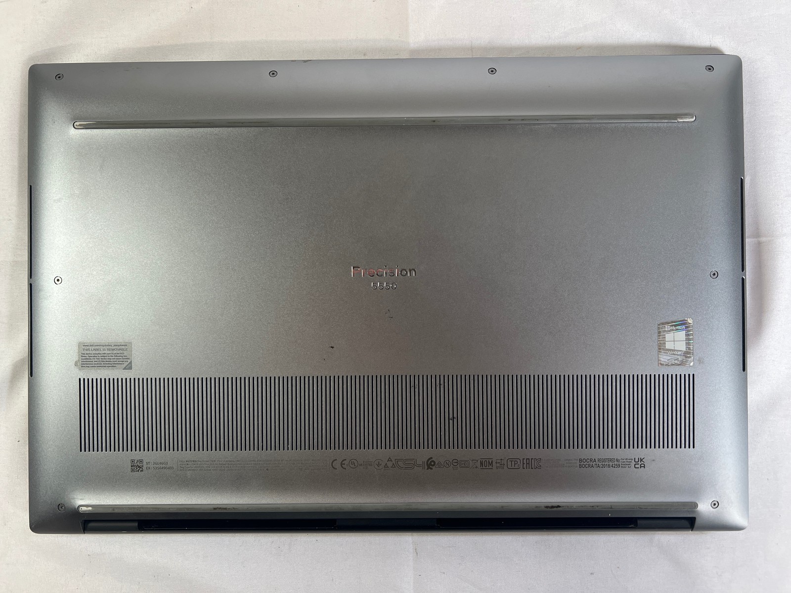 Dell Precision 5550 Intel Core i7-10750H 32 GB 512GB SSD 15.6″