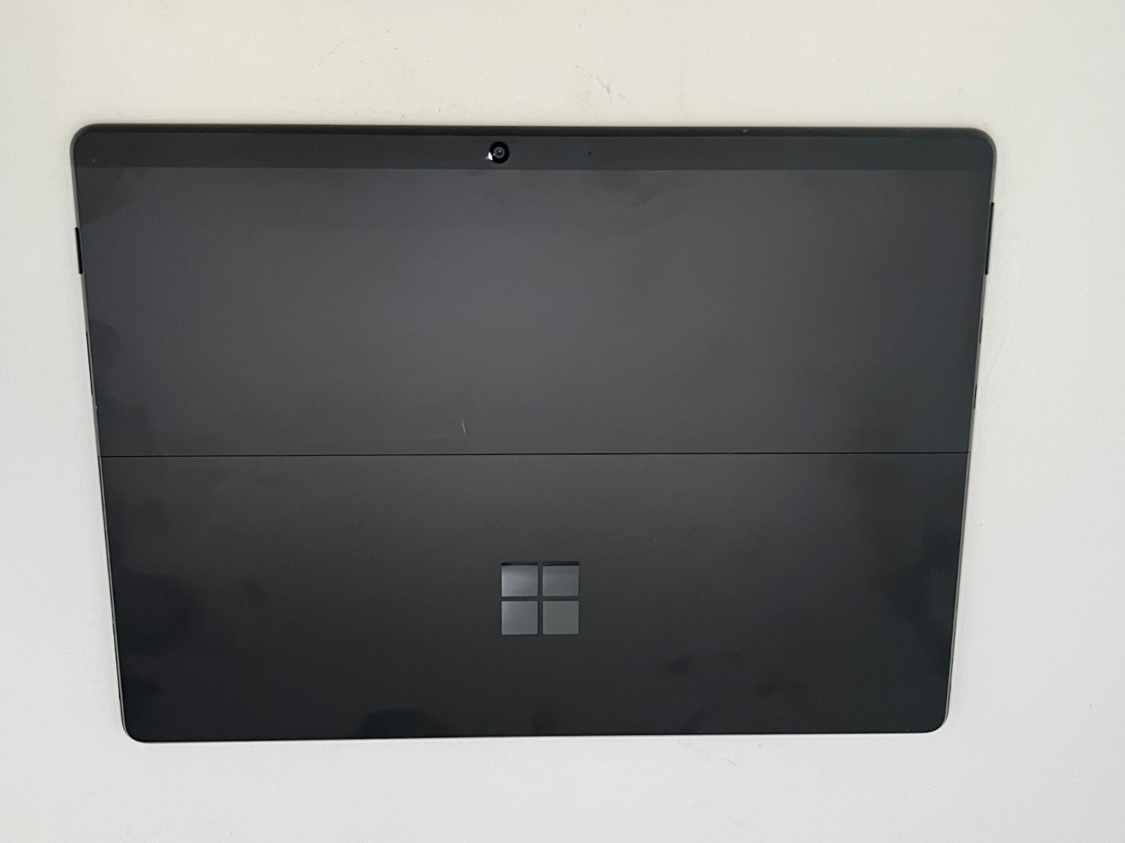 MICROSOFT SURFACE PRO X 13″ SQ1@3.0GHz 8GB RAM 256GB SSD WIN 11 PRO (A GRADE )