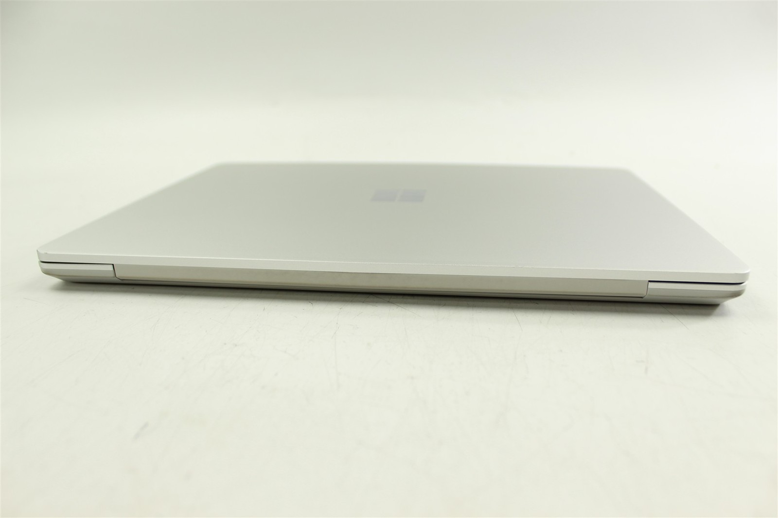 Microsoft Surface Laptop Go 2 2013 12.4″ i5-1135G7 256GB SSD 16GB RAM W11H