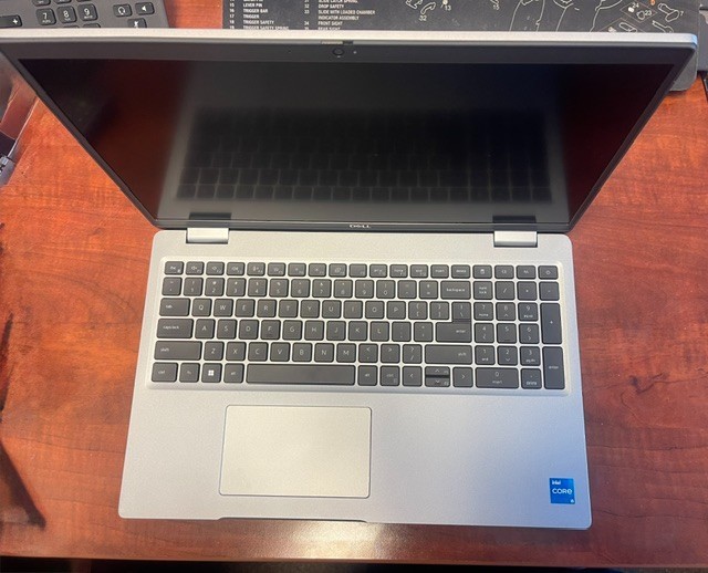 Dell Latitude 5530 15.6” (256GB SSD Intel Core i5-1245U 1.6GHz 16GB RAM) Laptop