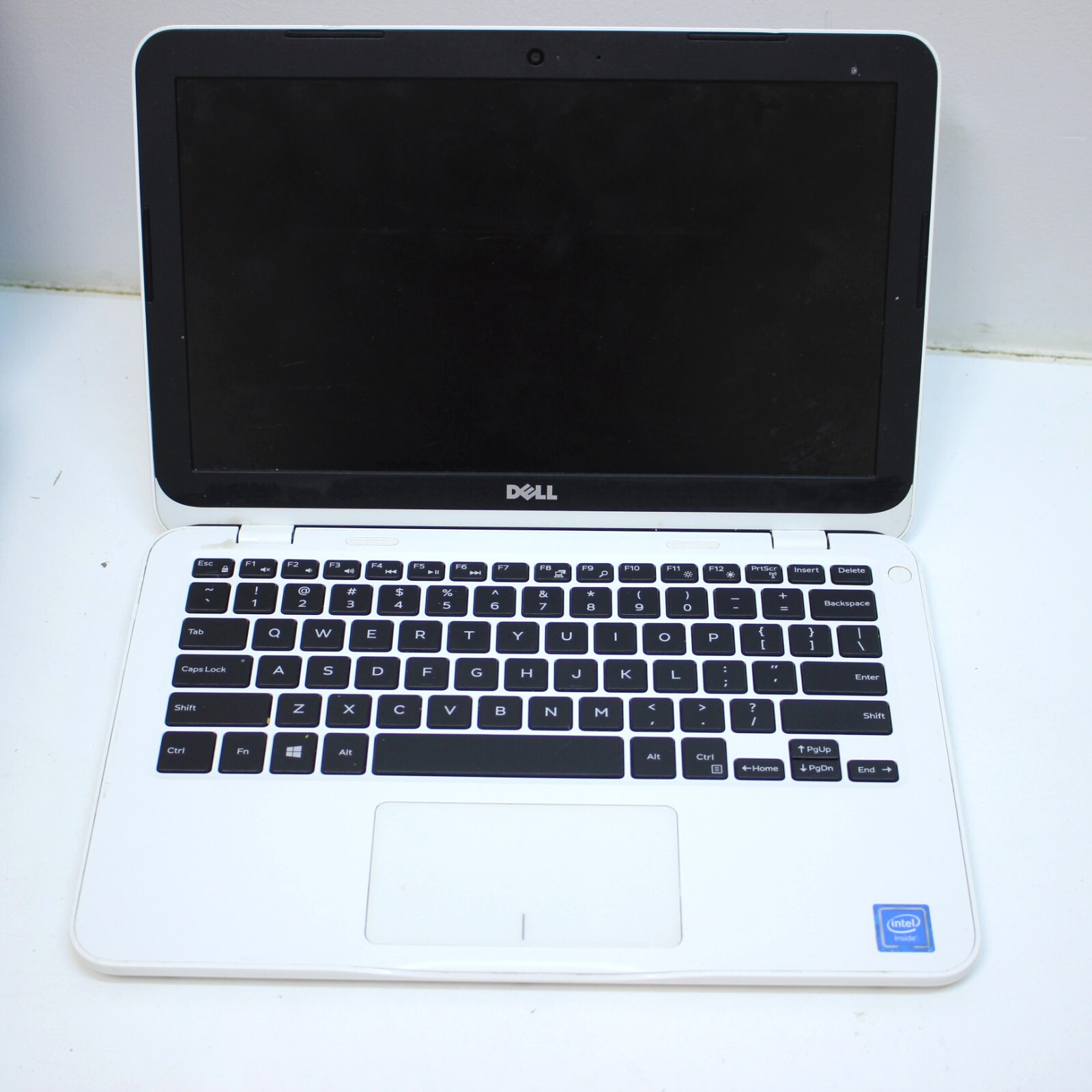 Dell Inspiron Mini Laptop p24T Parts only – Broken Screen, White, no cord