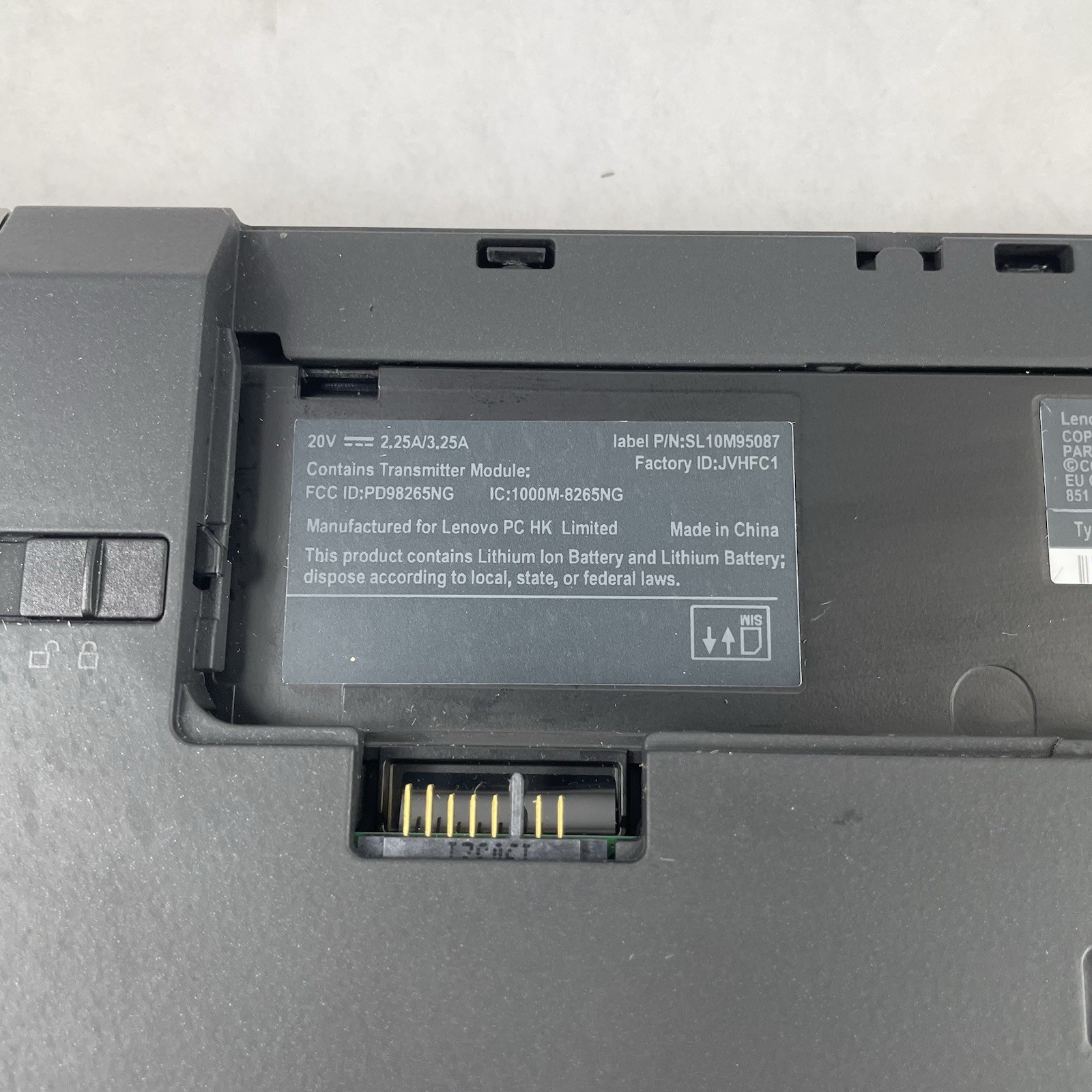 Lenovo ThinkPad T480 14″ i5-8350U 1.70 GHz 8 GB RAM No SSD/OS/AC – Missing DIMM
