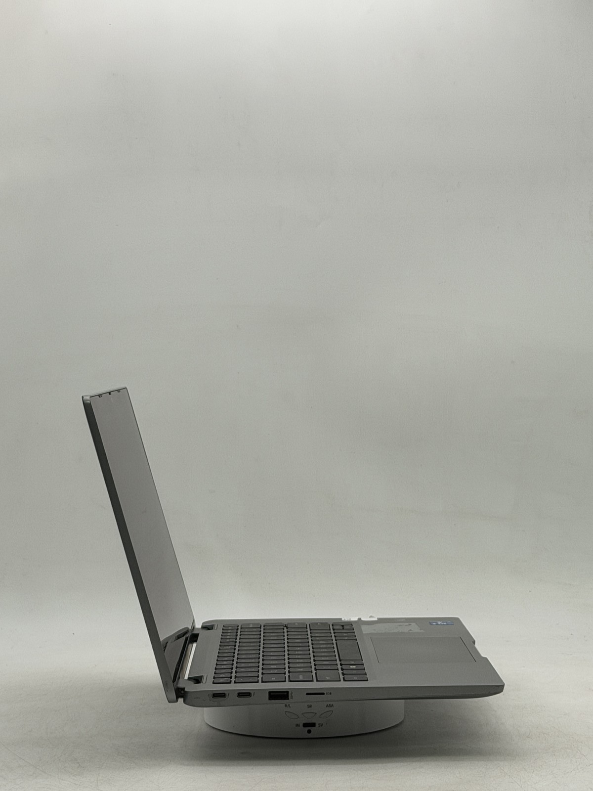 Dell Latitude 5320 (2-in-1) 13.3inch i7-1185G7 16GB 256GB NO OS |Please Read|