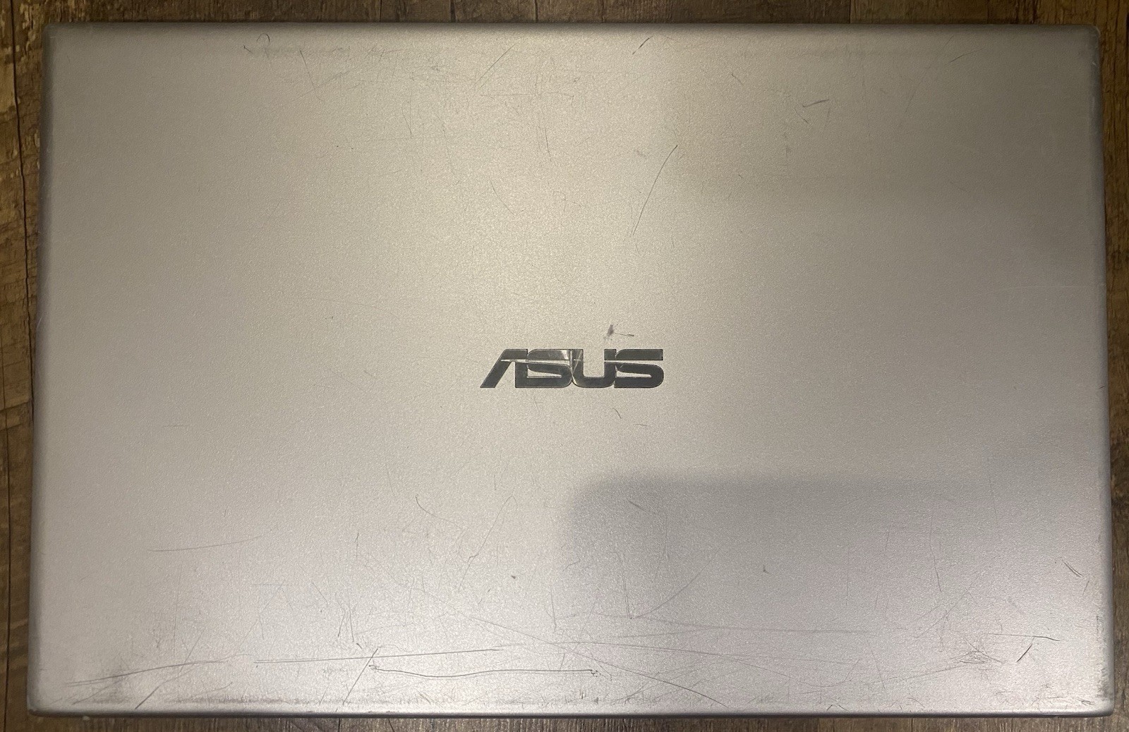 ASUS VivoBook 14 X420UA i5-8250U 8GB 256GB SSD UHD 620 No Charger