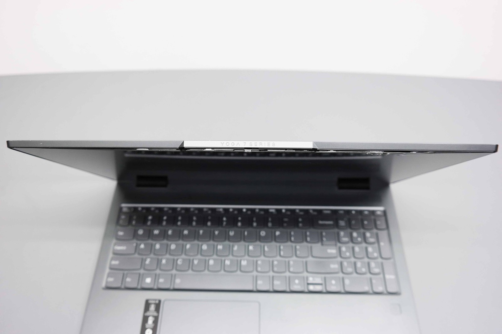 Lenovo Yoga 7i 15ITL5 15.6″ Core i5-1135G7 8GB 256GB SSD – Slate Grey ISSUE