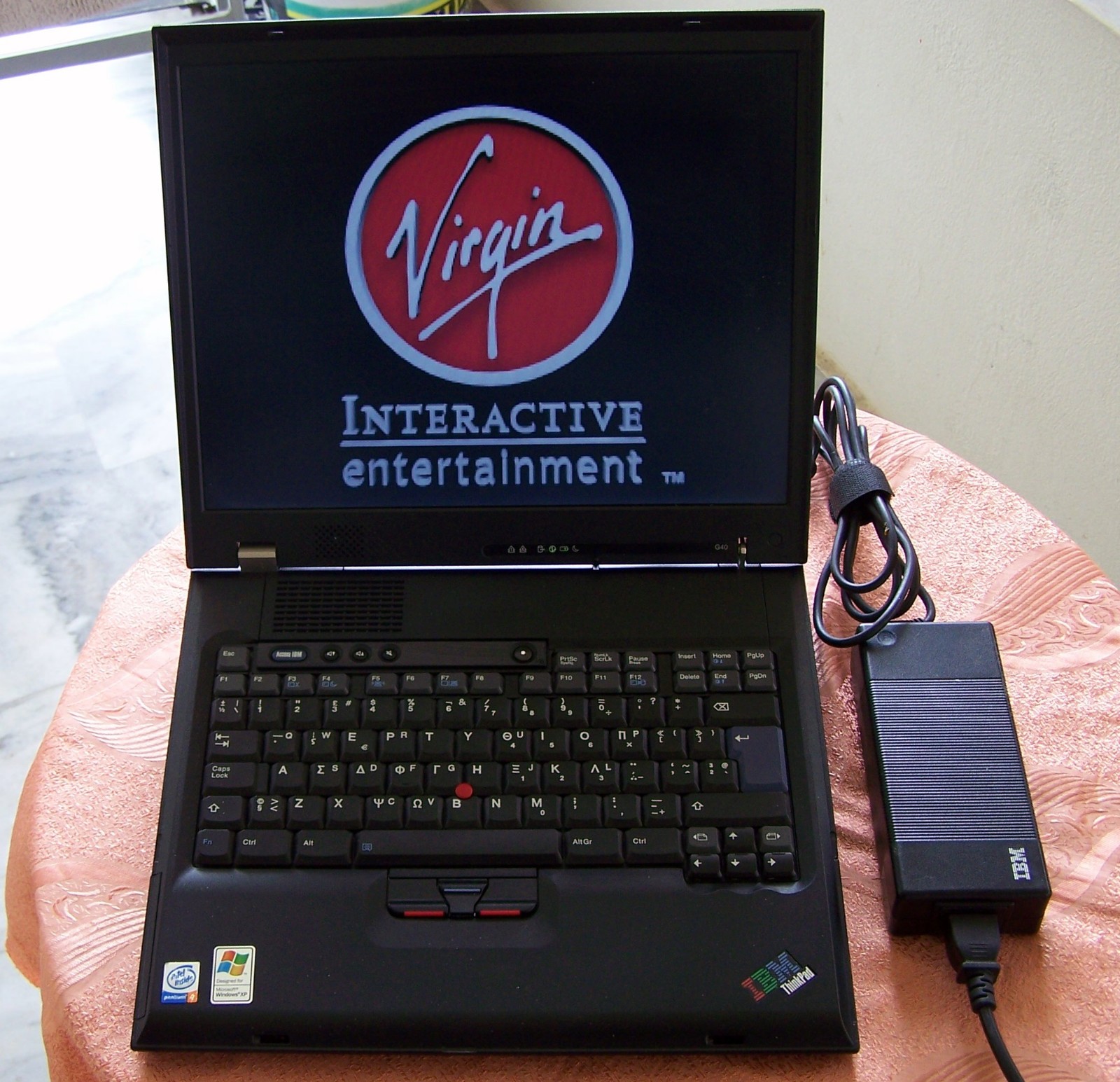 Rare IBM Laptop G-40 Type 2388 Intel-P4 3.0GHz 504MB 60GB Parallel Floppy (x a t
