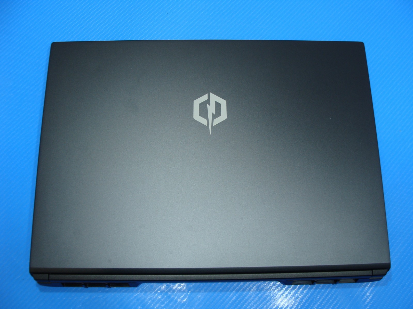 CyberPowerPC Tracer VIII 16″QHD+ 240hz i9-14900HX 16GB 2TB SSD RTX 4080 12GB W11