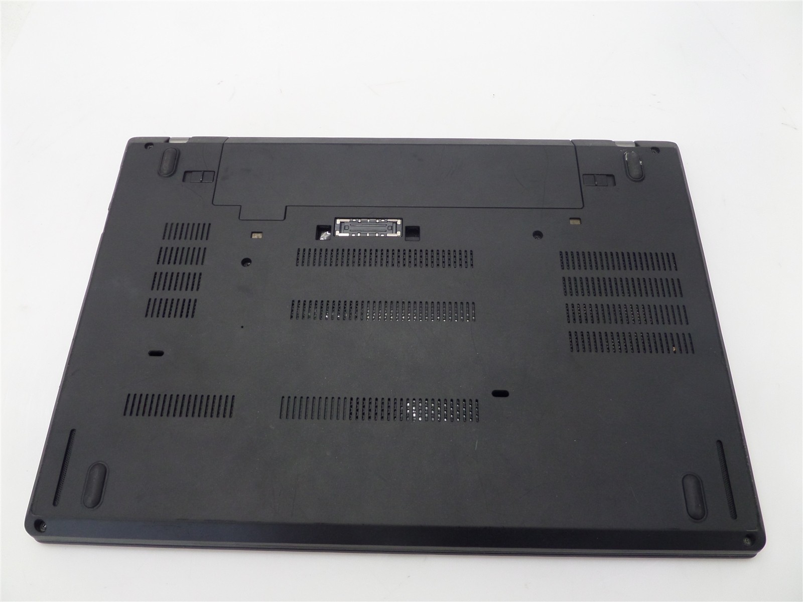 Lenovo Thinkpad T470 14″ w/ Core i5-7300U 2.6GHz 8GB RAM – No HDD/OS