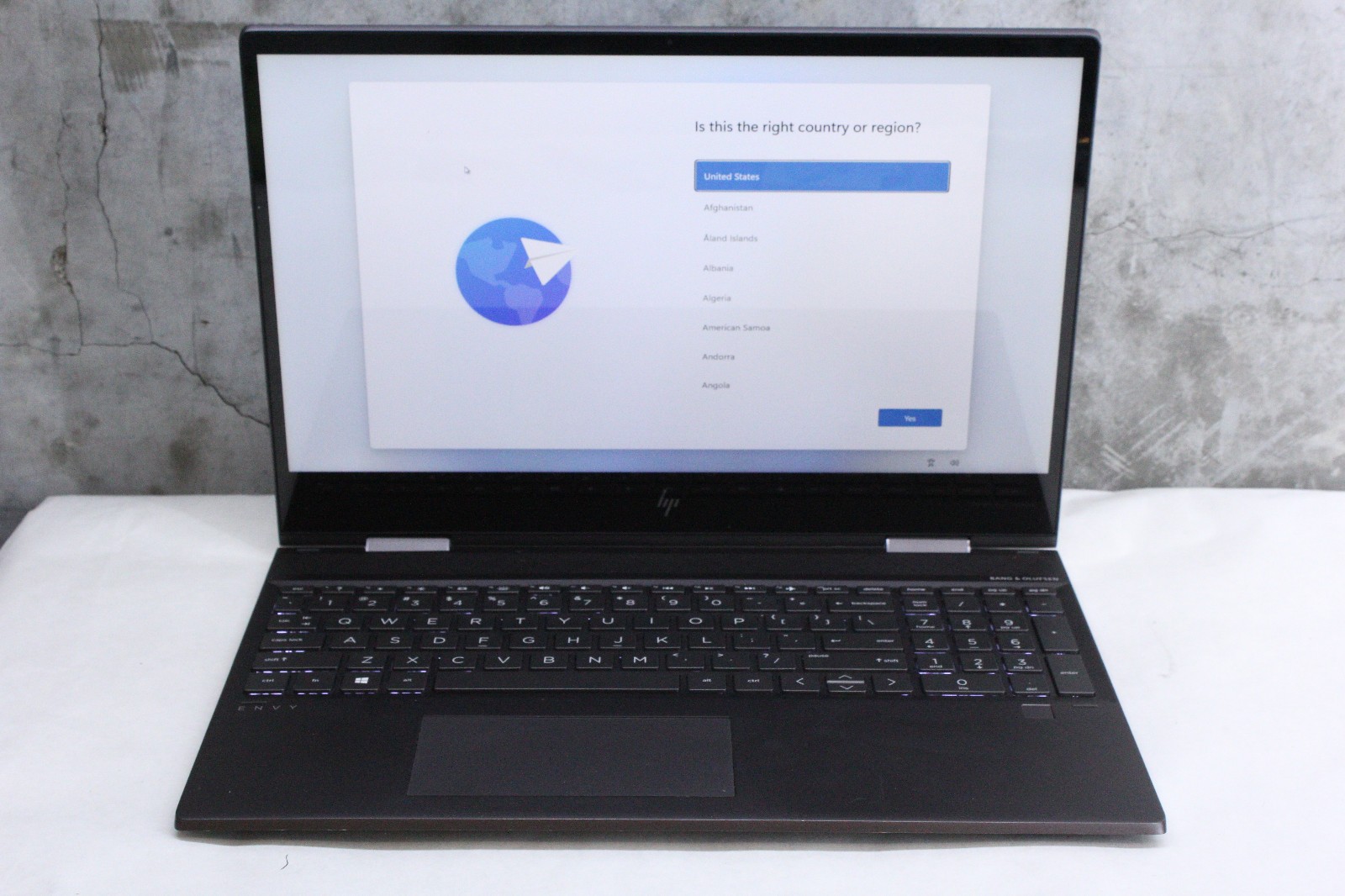 HP ENVY x360 – 15m-ds0011dx | Ryzen 5 3500U, 16GB Ram, 500GB SSD – Read!