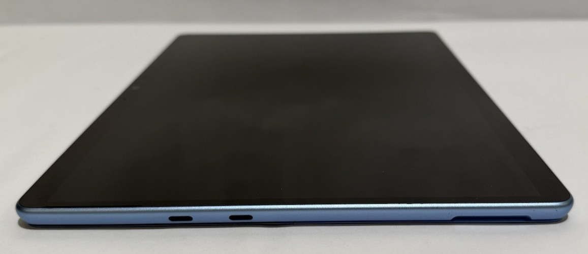 Microsoft Surface Pro 9 13″ (2038) 256GB, Intel i5 12th Gen, 8GB Ram – Blue