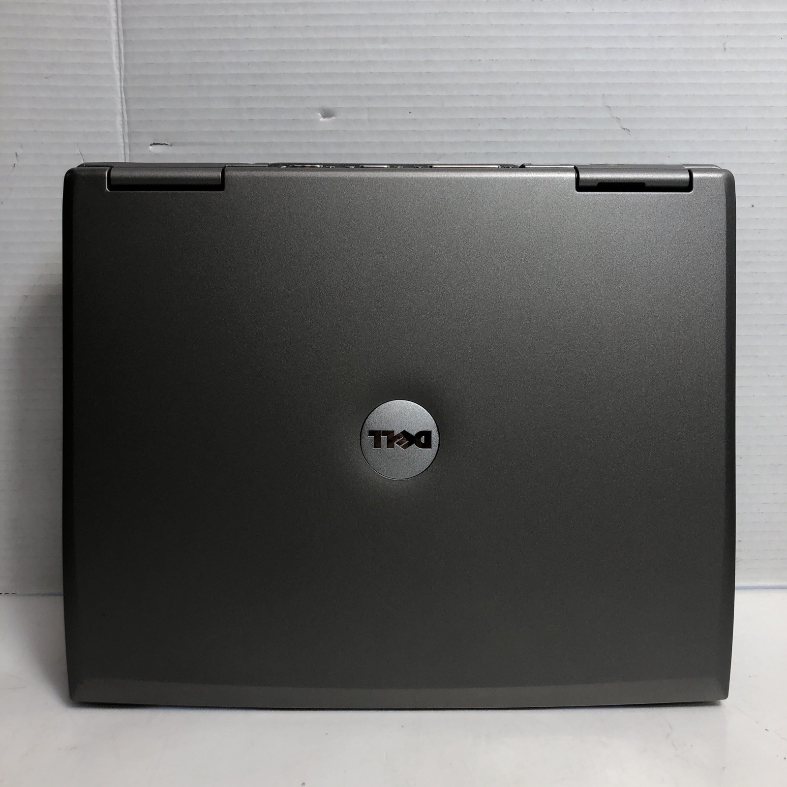 Dell Latitude D505 Intel Pentium M 1.6GHz 512 MB W Power Cord *read*