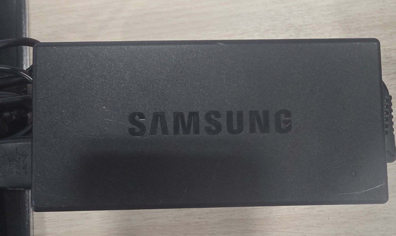 Samsung Odyssey 15.6″ i7-7700HQ 16GB RAM 128GB SSD + 1TB HDD GTX 1050 Read
