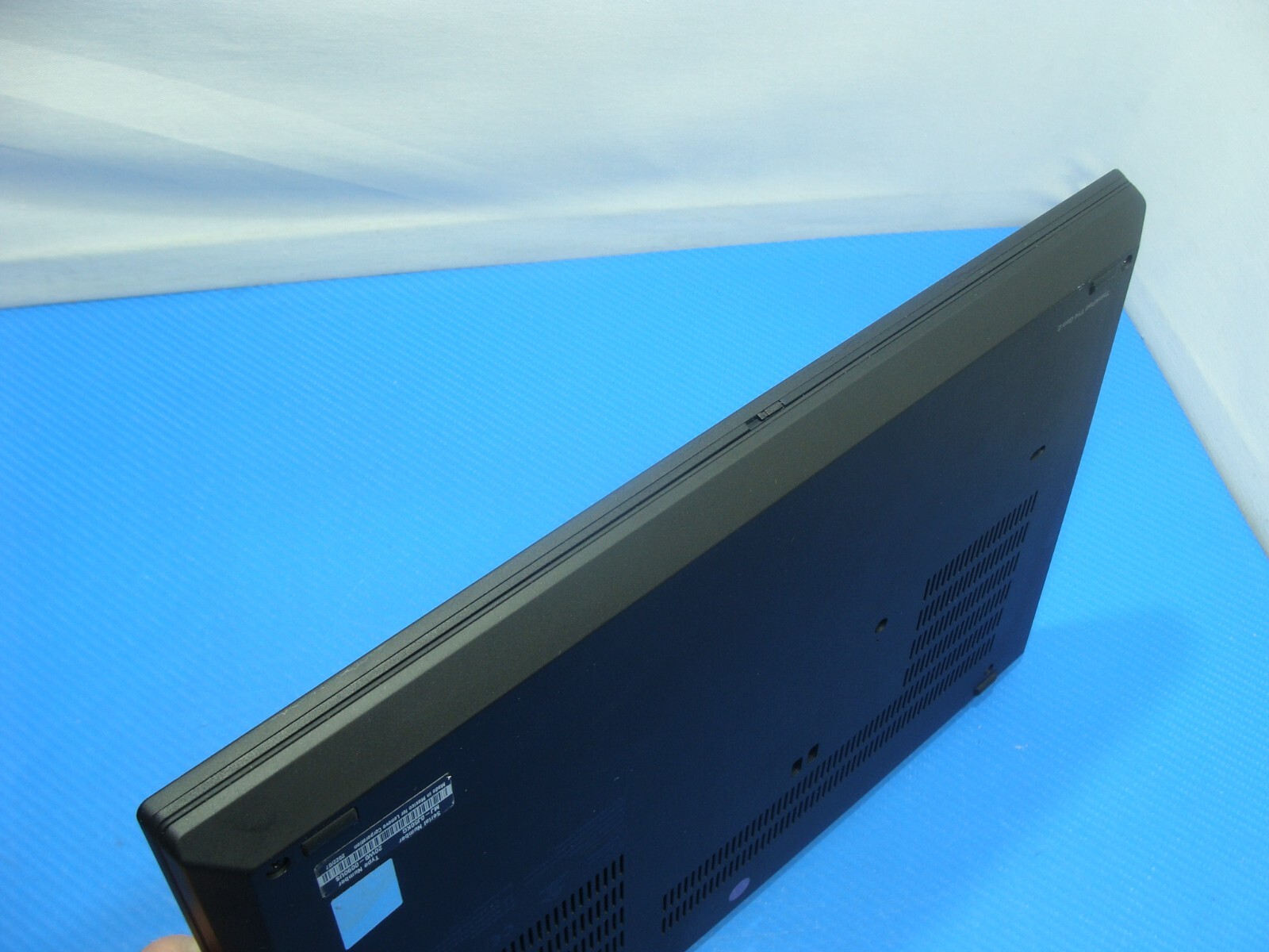 Lenovo ThinkPad T14 Gen 2i 14″ i5-1135G7 2.4GHz 8GB 256GB WRTY2027 PwR Battery