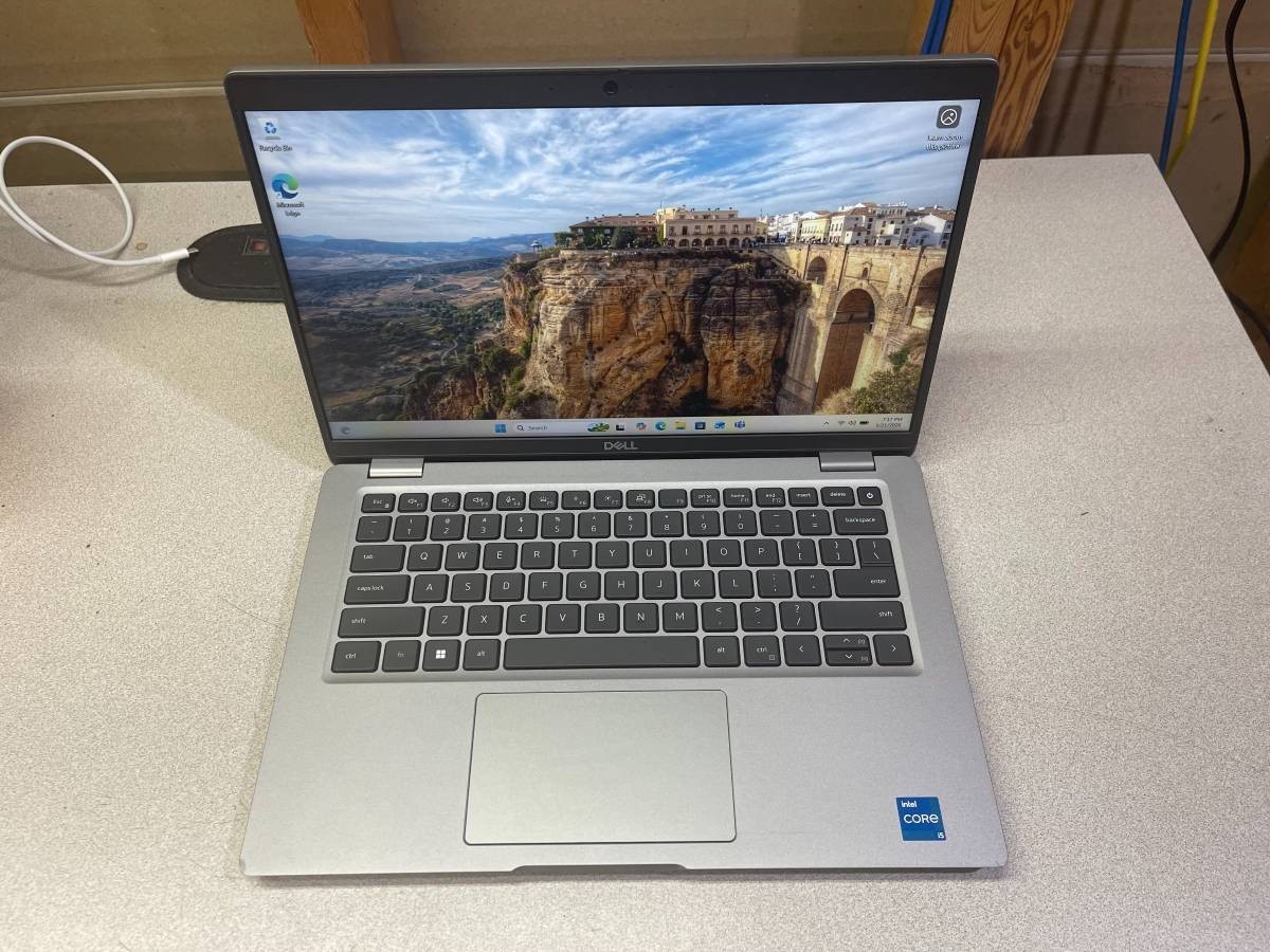 Dell Latitude 5430 Intel Core i5-1235U 0GHz 16 GB 512GB SSD 14″ Win 11 Pro