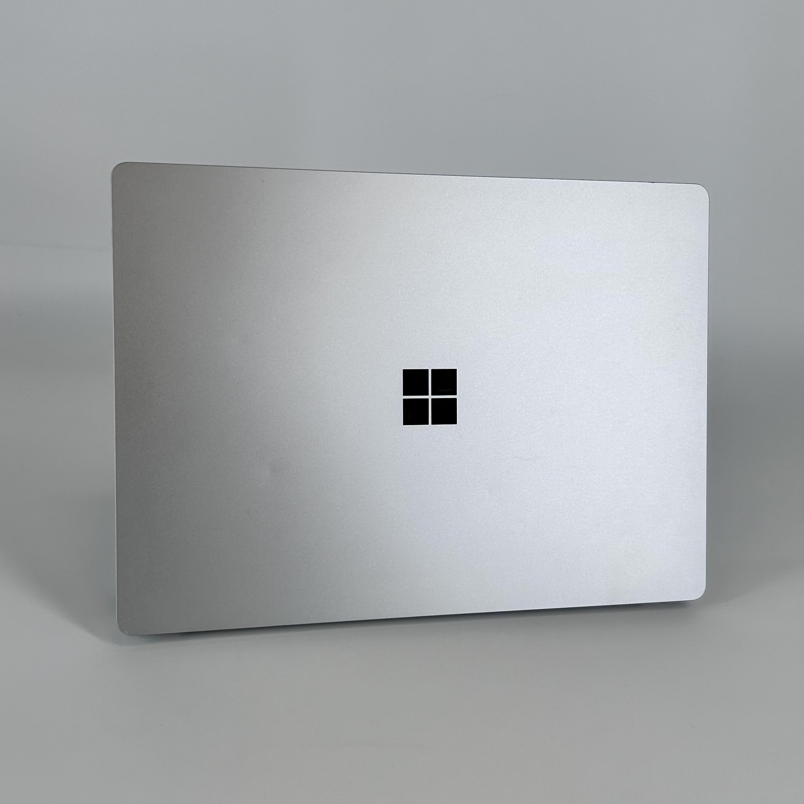 Microsoft Surface Laptop 3 13 2K TOUCH i7-1065G7 16GB 512GB SSD – GOOD