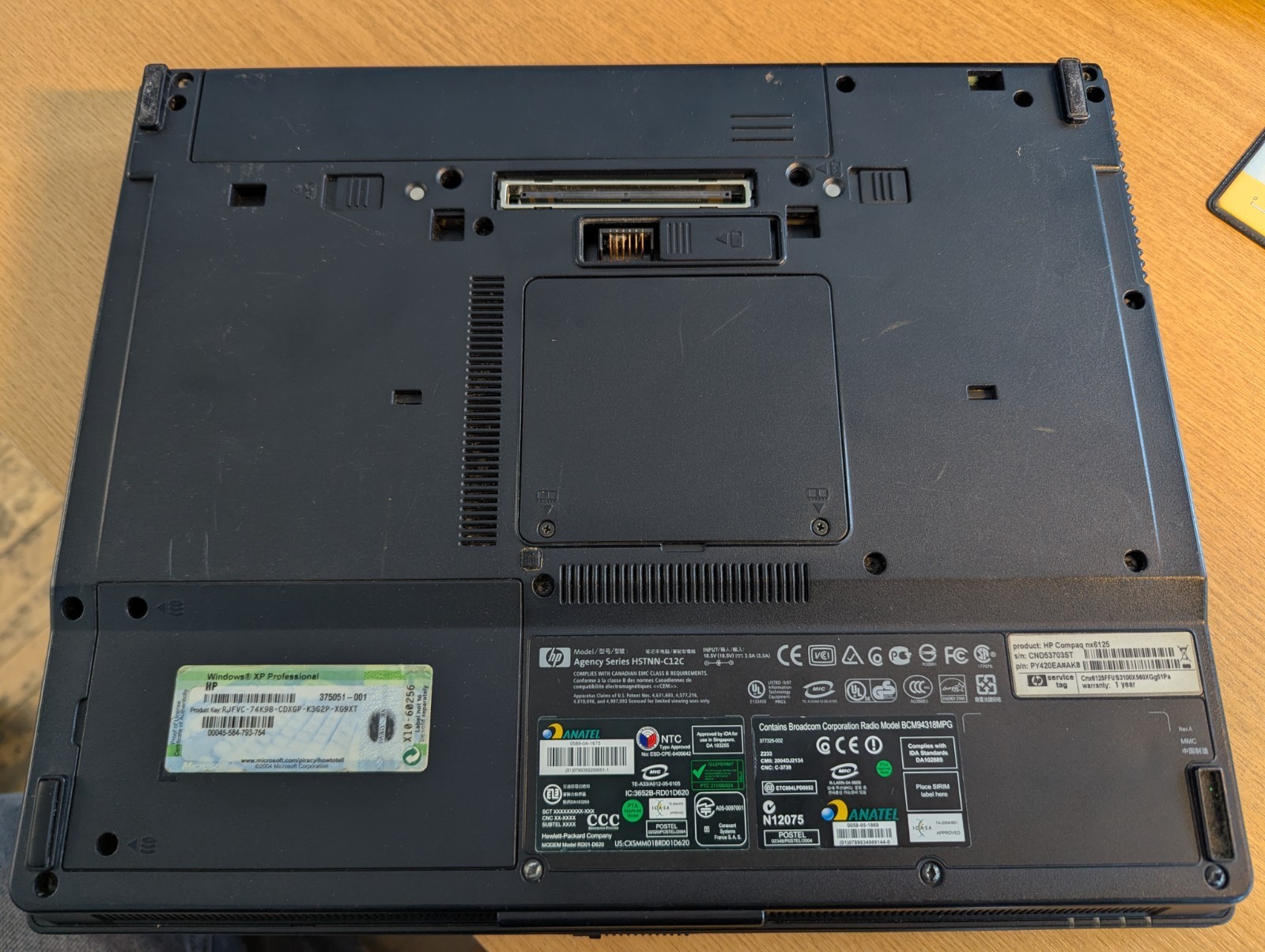 HP Compaq nx6125 Laptop – AMD Sempron 3100+, 60Gb HDD