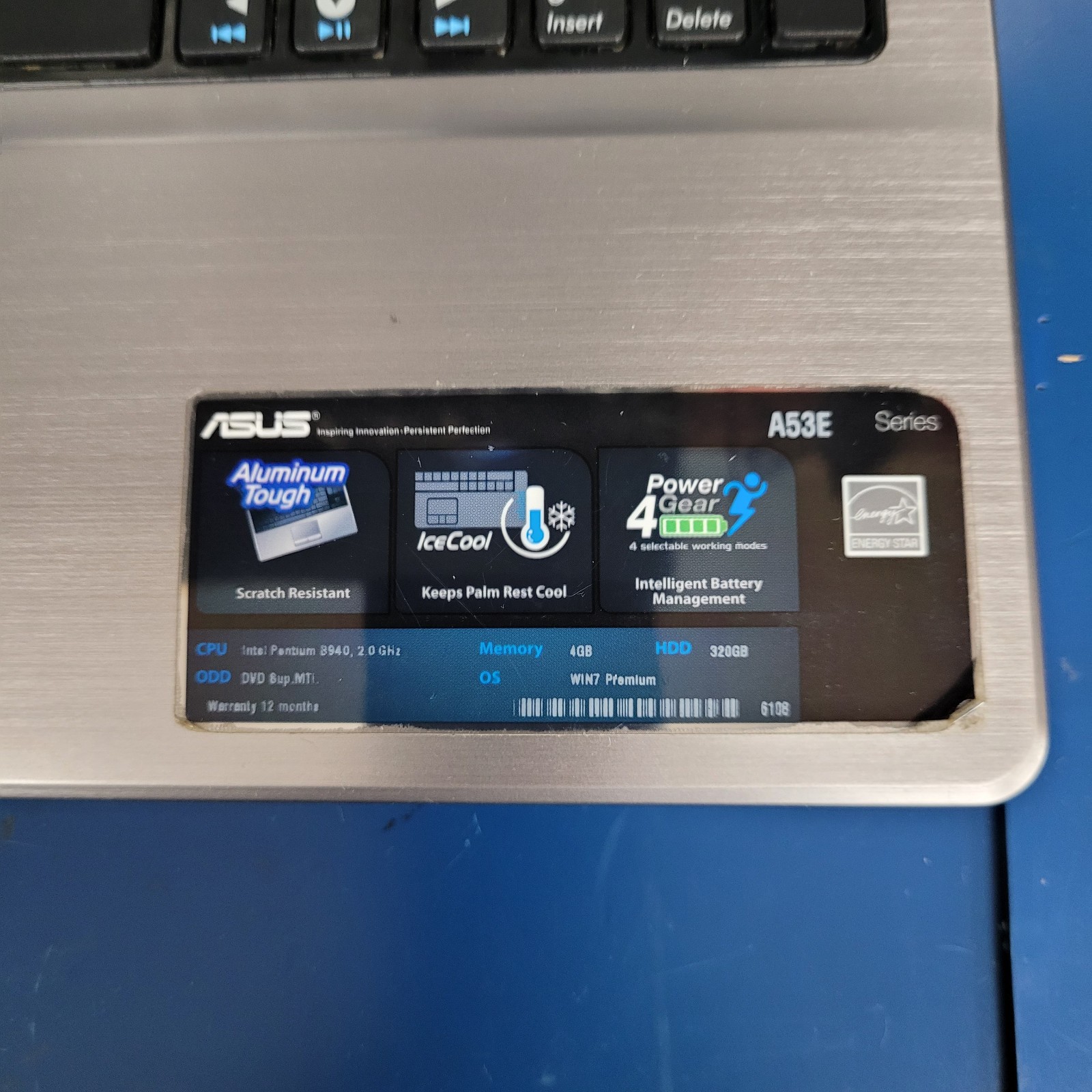 Asus A53E-XN1, Intel Pentium 8940 @2.0GHz, 4 GB RAM, 120 GB SSD, Linux Mint