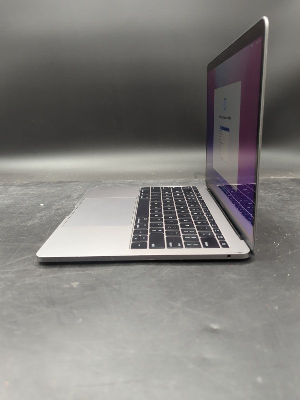 MacBook Pro 13,1 a1708: i5 6th Gen: 8GB Ram: 256GB SSD: Monterey: Tested & Wiped