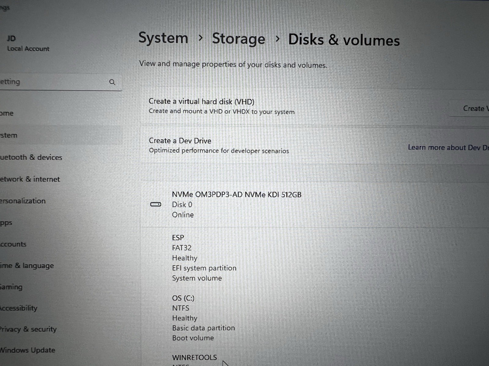 Dell Inspiron 3793 17.3″ Intel i7-1065G7 8GB Ram 512GB SSD Windows 11