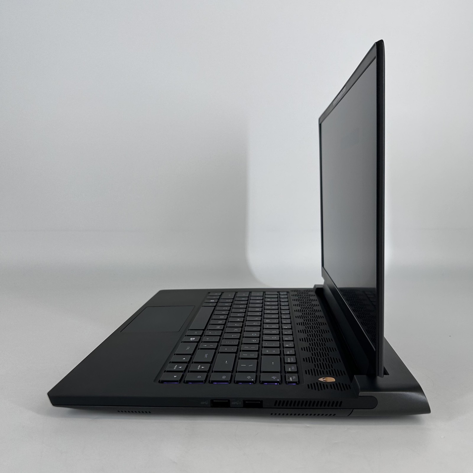 Dell Alienware m15 R7 240Hz 2K 2.5 GHz i9-12900H 32GB 1TB SSD RTX 3080 Very Good