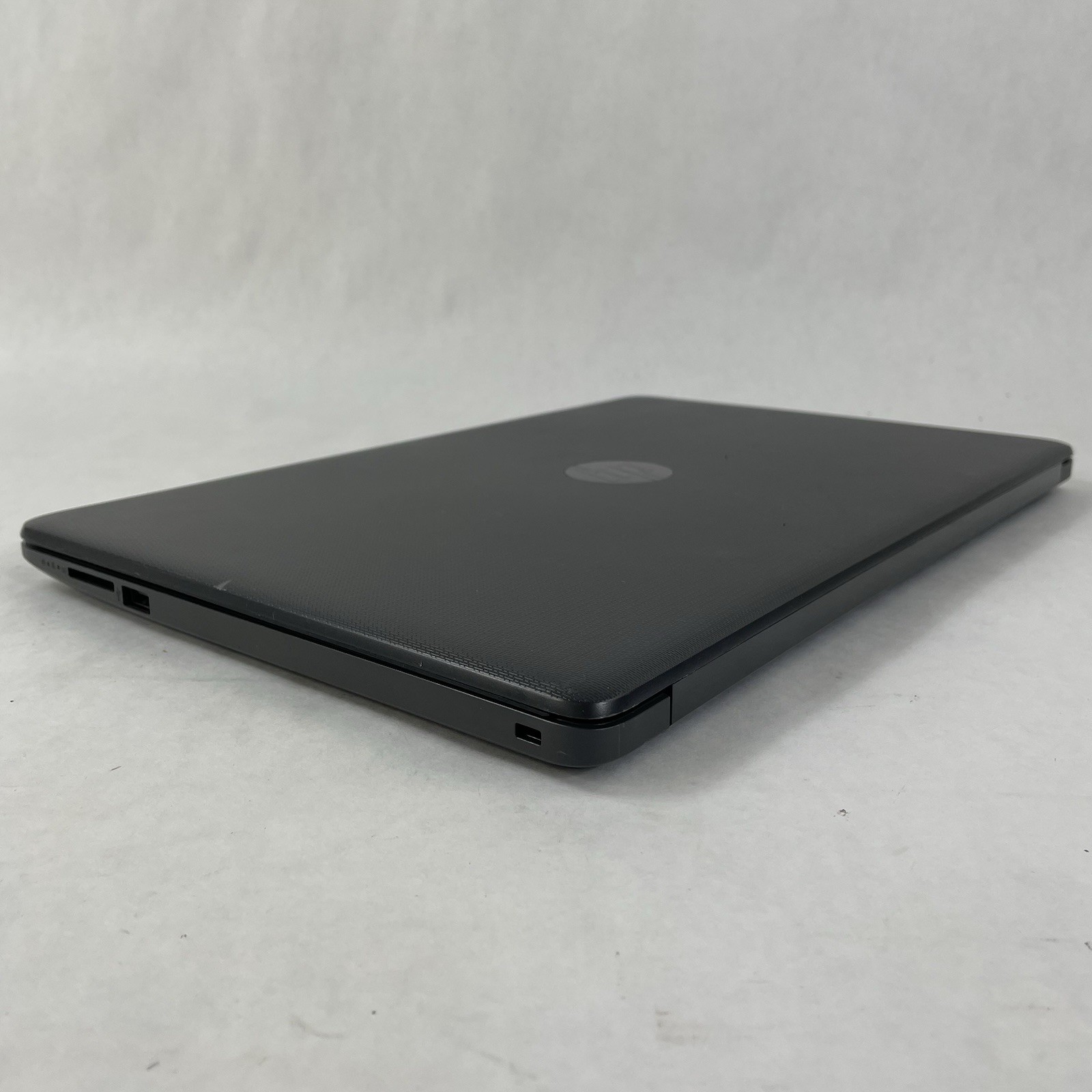HP 255 G7 15.6″ Ryzen 3 2200U 2.50 GHz 8 GB RAM No SSD/AC/OS