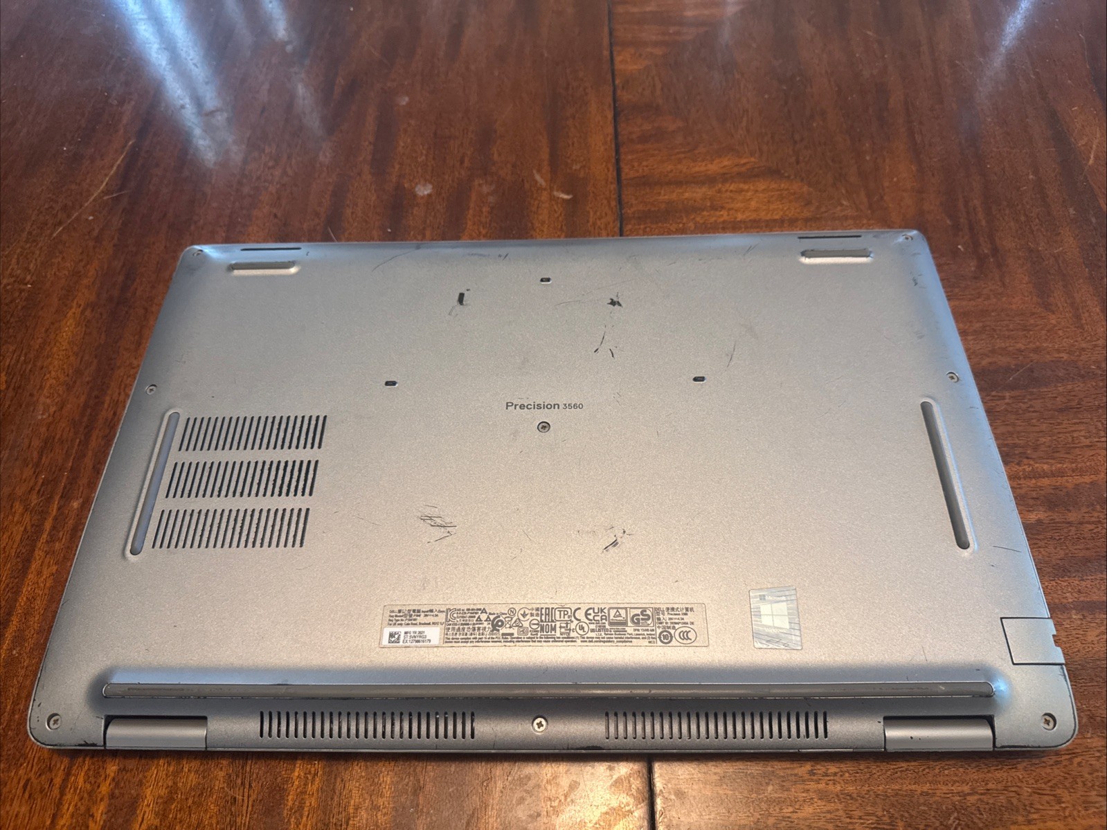 [C] Dell Precision 3560 15.6″ FHD Laptop i7-1185G7 16GB | 256GB SSD Nvidia T500
