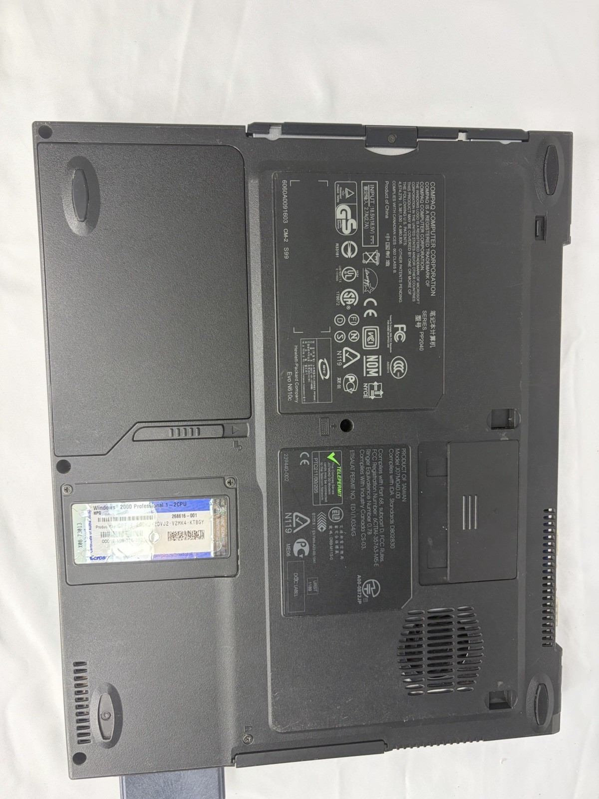 Compaq Evo N610c Vintage Laptop / No Adapter