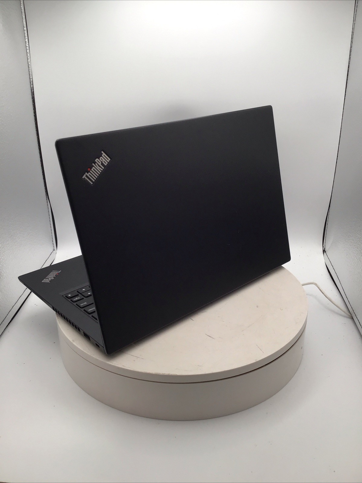 Lenovo ThinkPad X390 13.3″ Laptop i7-8665U 8GB RAM 512GB SSD Win11Pro Used READ