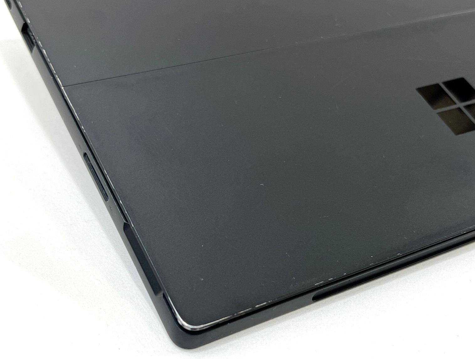Microsoft Surface Pro 7 1866 12.3″ i5-1035G4 8GB 256GB W11H *Works but READ*