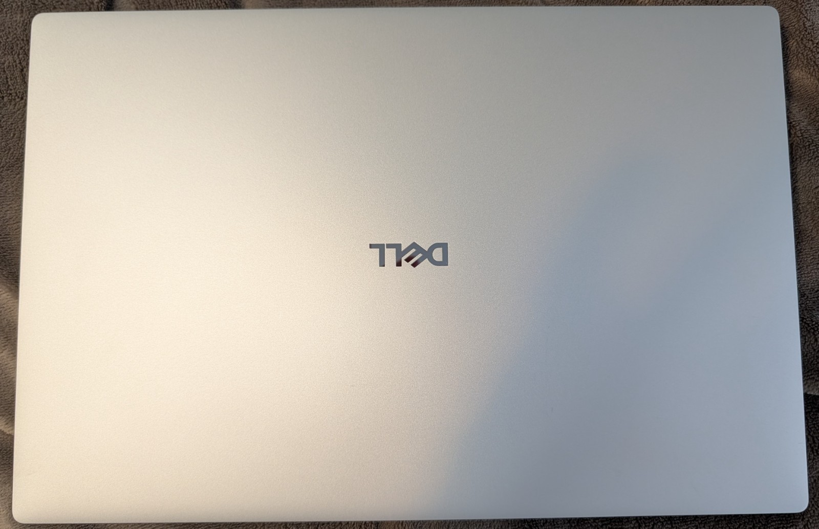 Dell Premium 14.5″ 3.2K OLED Touch Laptop Intel Ultra 7 255H 32GB 1TB SSD