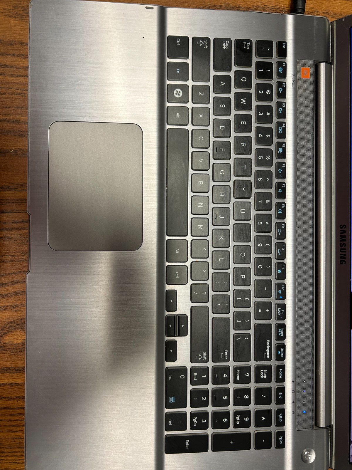 Samsung 700Z 17.3″ i7 Laptop 8GB 128GB SSD Win 11 Pro Office 2021 2GB GRAPHICS