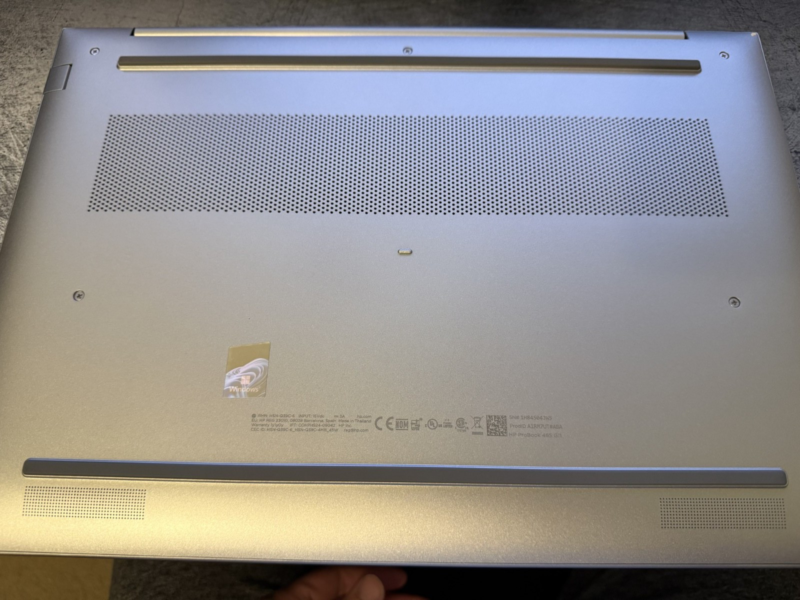 HP ProBook 465 G11 16″ AMD Ryzen 7 7735U 32GB 1TB SSD Windows 11 PRO