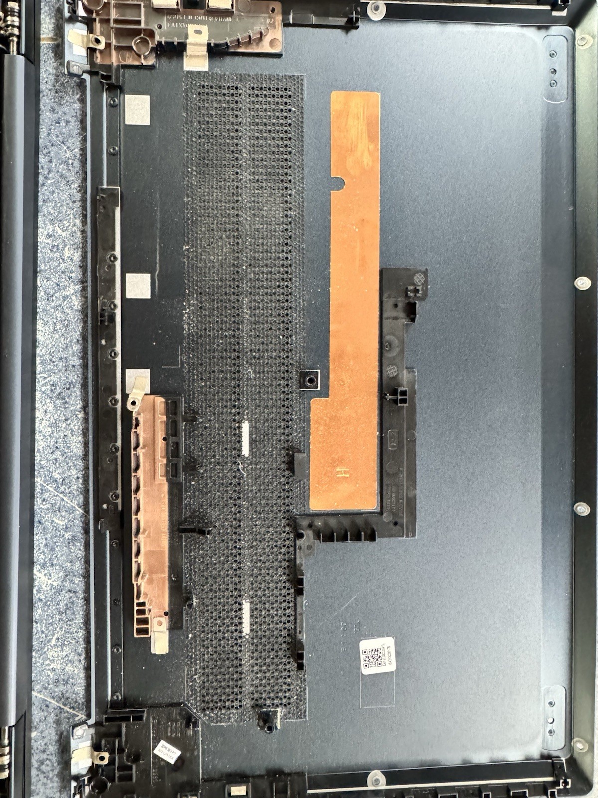 Lenovo IdeaPad 5 15ALC05 Ryzen 7 5700U 16GB RAM FOR PARTS OR REPAIR