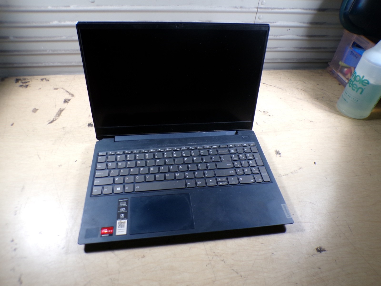 LENOVO IDEAPAD S340 AMD RYZEN 8GB RAM **BR0KEN HINGE/ HAS BODY DAMAGE/ UNTESTED