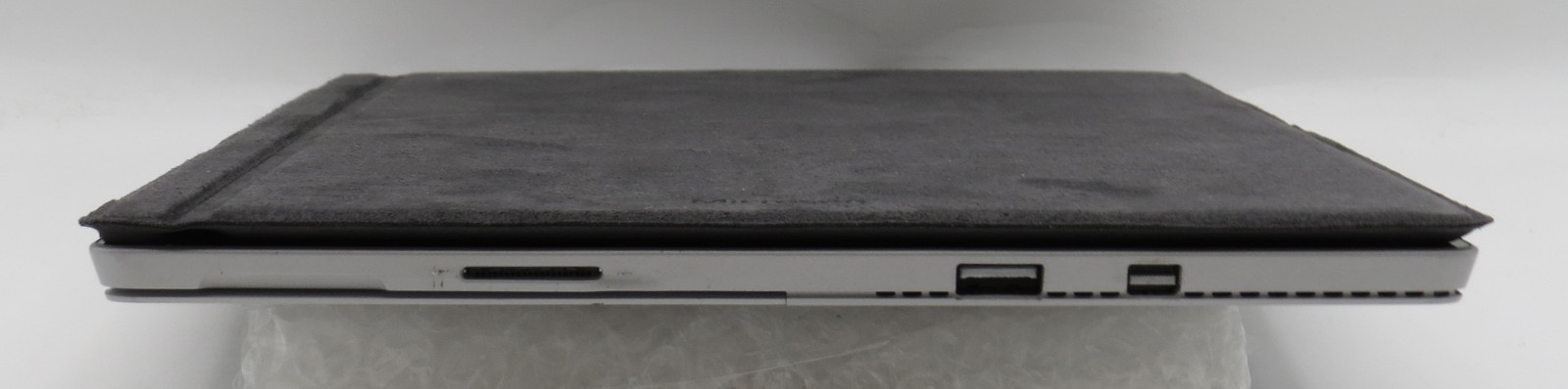 Microsoft Surface Pro 4 i5-6300U@2.4GHz 8GB RAM 12″ 256GB HD No OS/AC