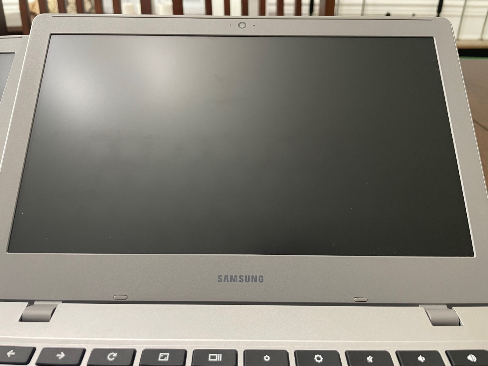 2 Used SAMSUNG XE310XBA K03US Chromebook 4 11.6″ Intel N4000 6GB 64GB