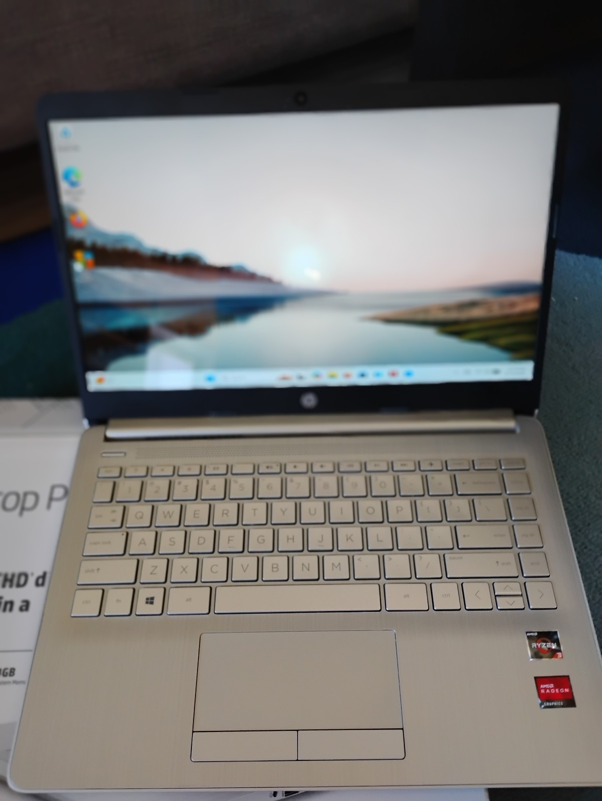 HP 14″ AMD Ryzen Laptop/Notebook, 4gb 128gb Win 11 Antivirus has Box ready use