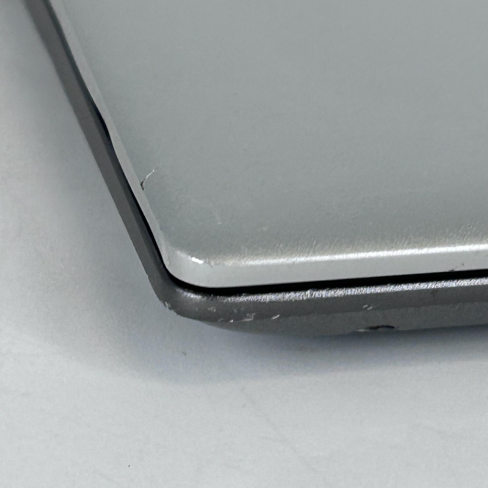 Dell Inspiron 5410 14 Silver FHD i5-11320H 3.20GHz 8GB 512GB Blocked USB Port